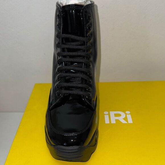 🔥iRi Patent Leather Combat Boots
Women's Size: 5.5 | Black New in box - Picture 6 of 8